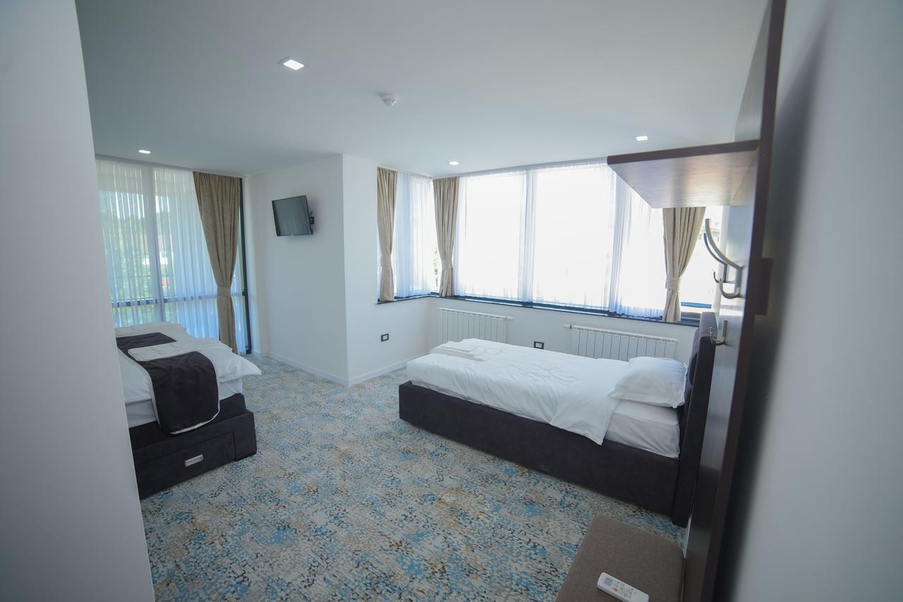 Motel Grand Velika Kladusa Extérieur photo
